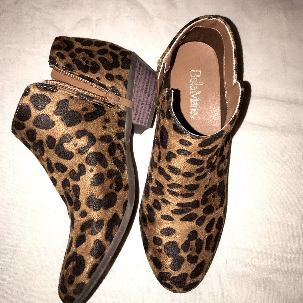 3/20 SALE ✅ Bella Marie Leopard Print Booties
